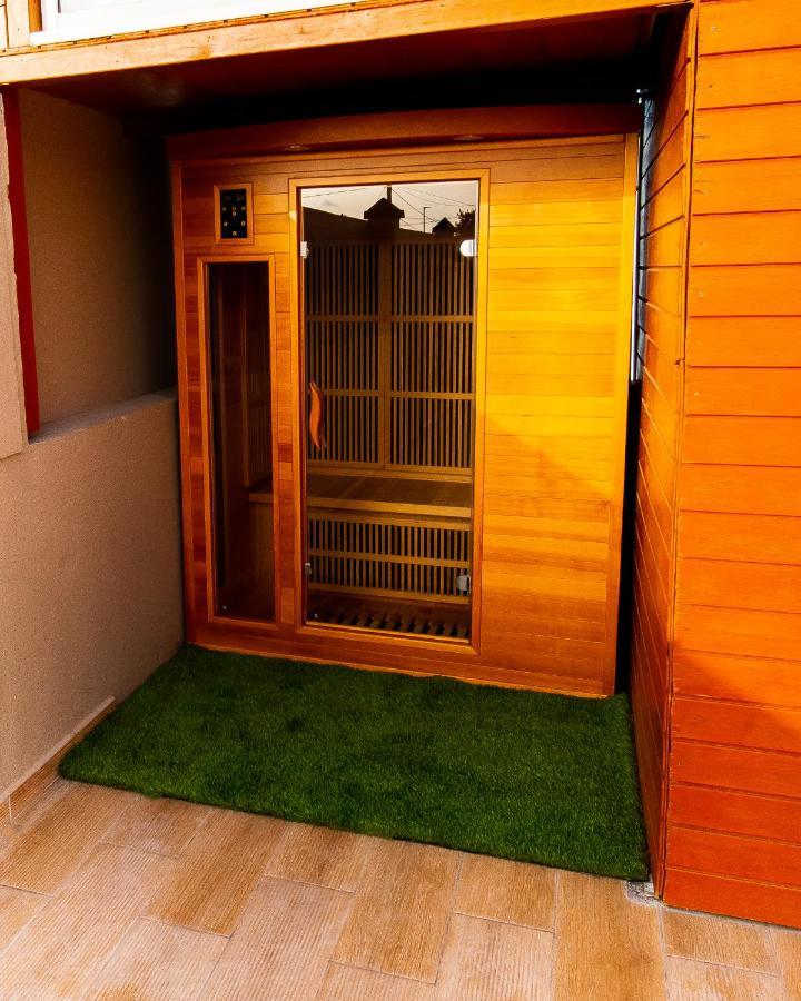 Evasion En Plein Coeur De La Ville T2 Jacuzzis Sauna Et Piscine Au Centre De Grand Anse Ngoại thất bức ảnh